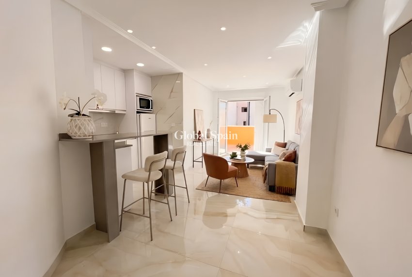 Odsprzedaż - PENTHOUSE -
TORREVIEJA - Torrevieja