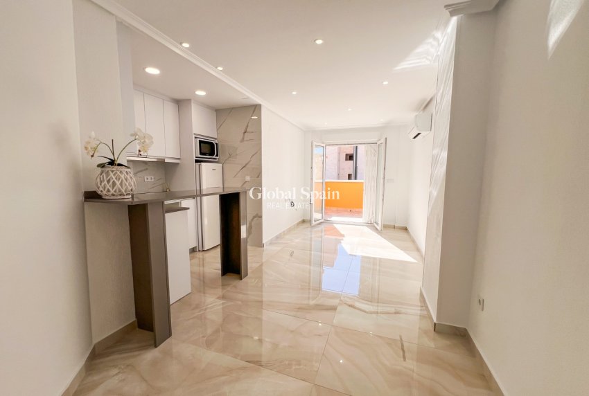 Odsprzedaż - PENTHOUSE -
TORREVIEJA - Torrevieja