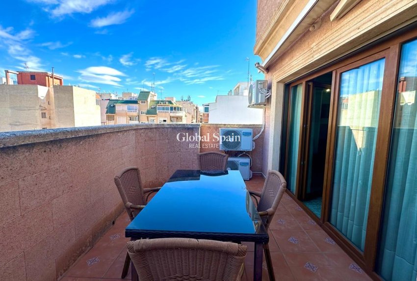 Odsprzedaż - PENTHOUSE -
TORREVIEJA - Torrevieja