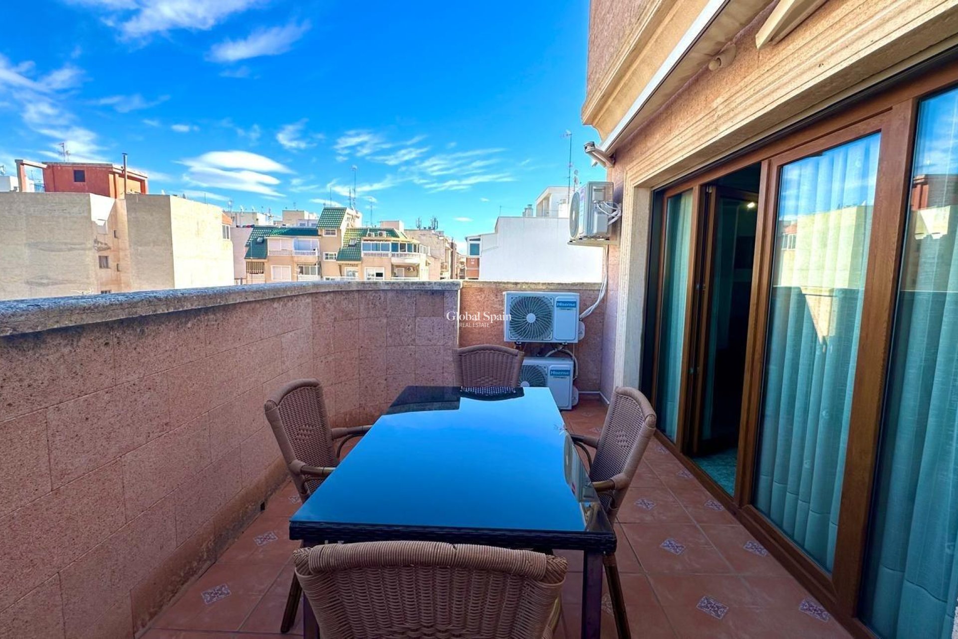 Odsprzedaż - PENTHOUSE -
TORREVIEJA - Torrevieja