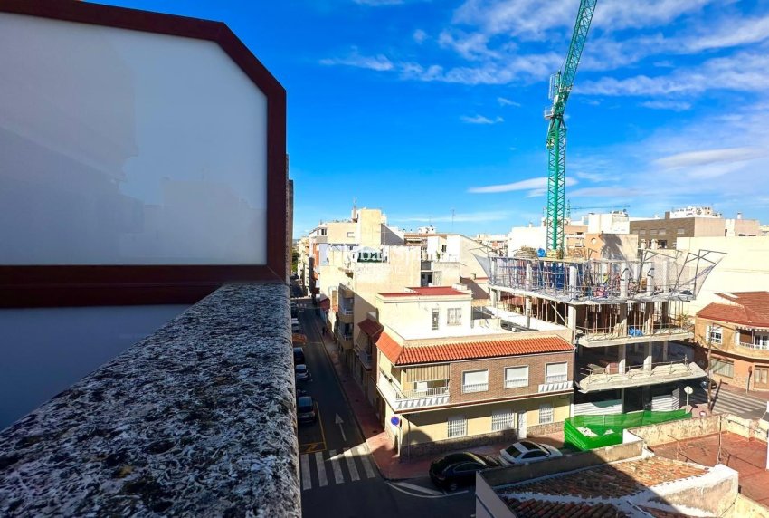 Odsprzedaż - PENTHOUSE -
TORREVIEJA - Torrevieja