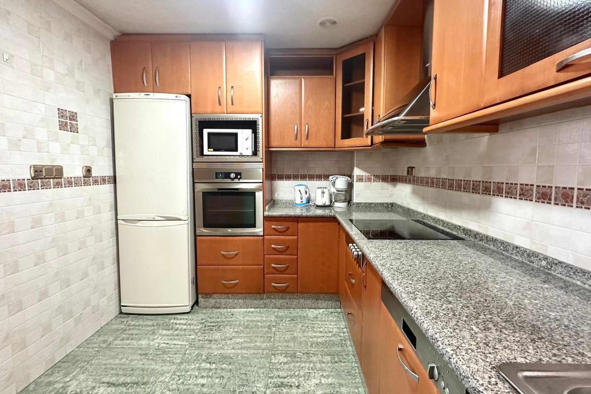 Odsprzedaż - PENTHOUSE -
TORREVIEJA - Torrevieja