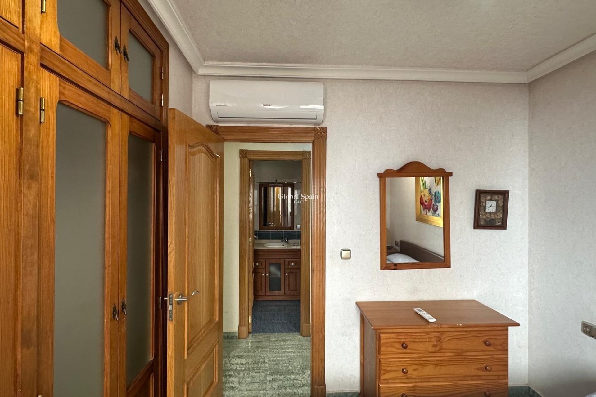 Odsprzedaż - PENTHOUSE -
TORREVIEJA - Torrevieja