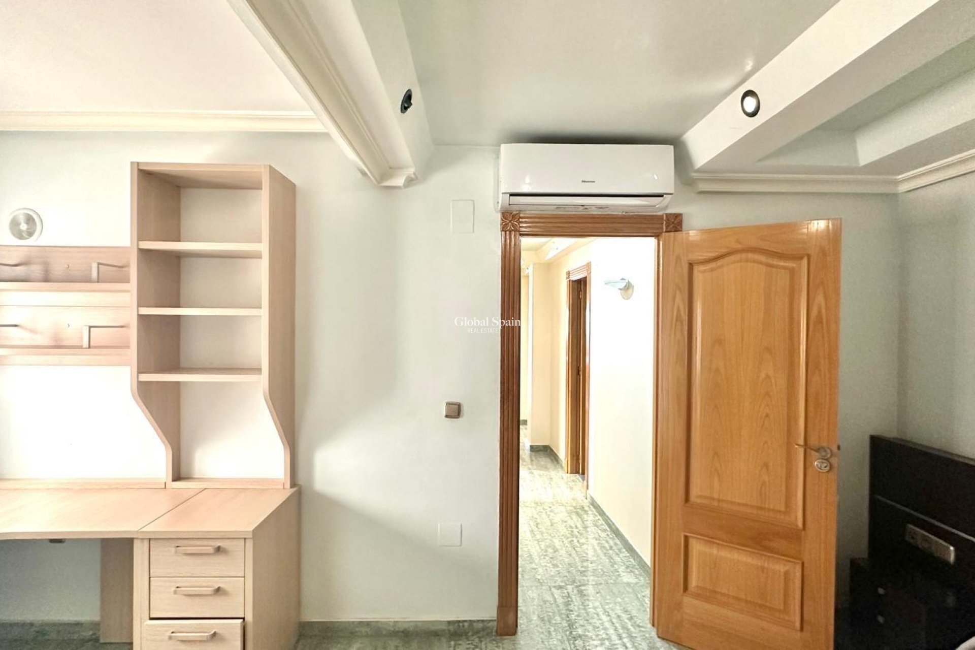 Odsprzedaż - PENTHOUSE -
TORREVIEJA - Torrevieja