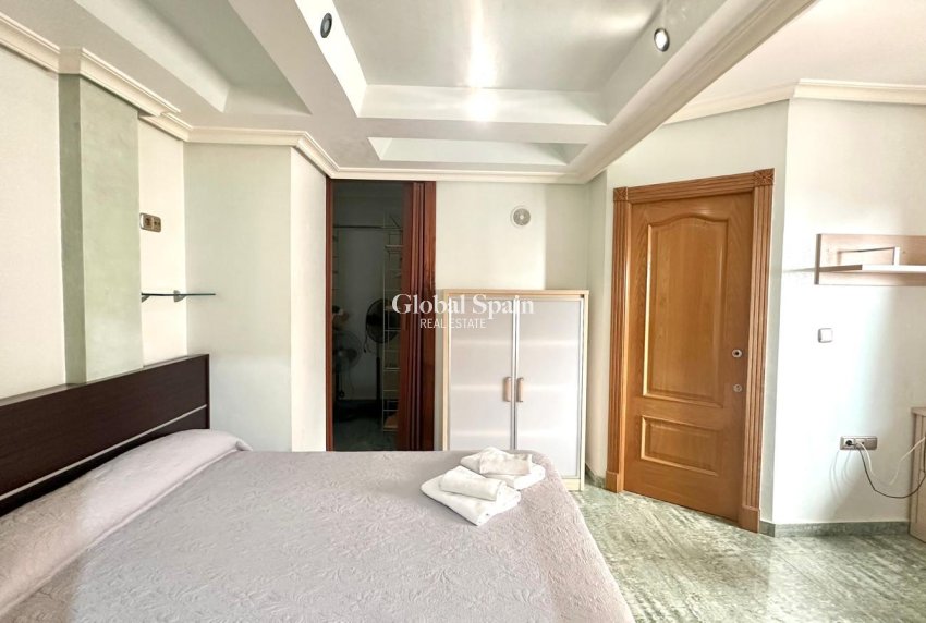 Odsprzedaż - PENTHOUSE -
TORREVIEJA - Torrevieja