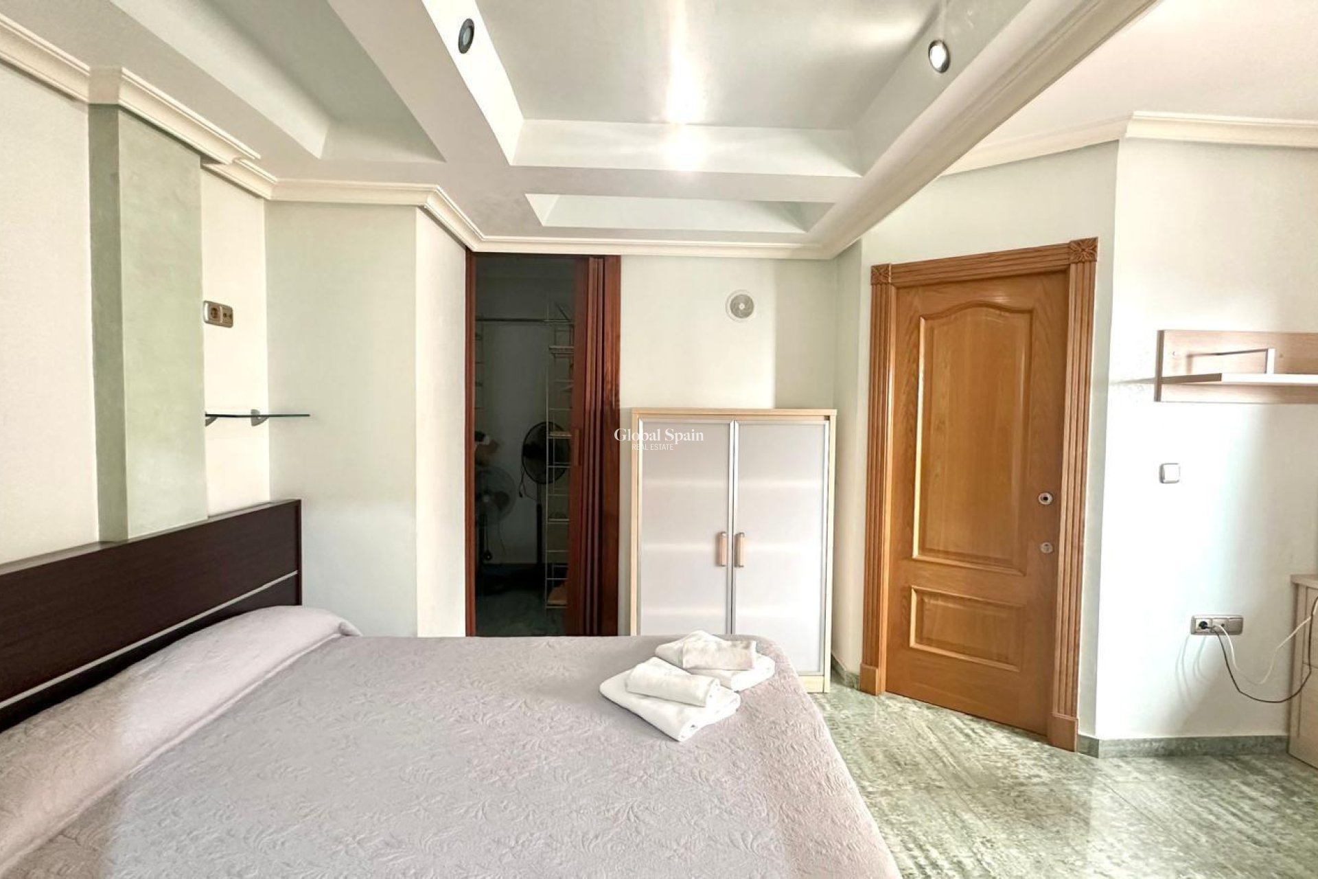 Odsprzedaż - PENTHOUSE -
TORREVIEJA - Torrevieja