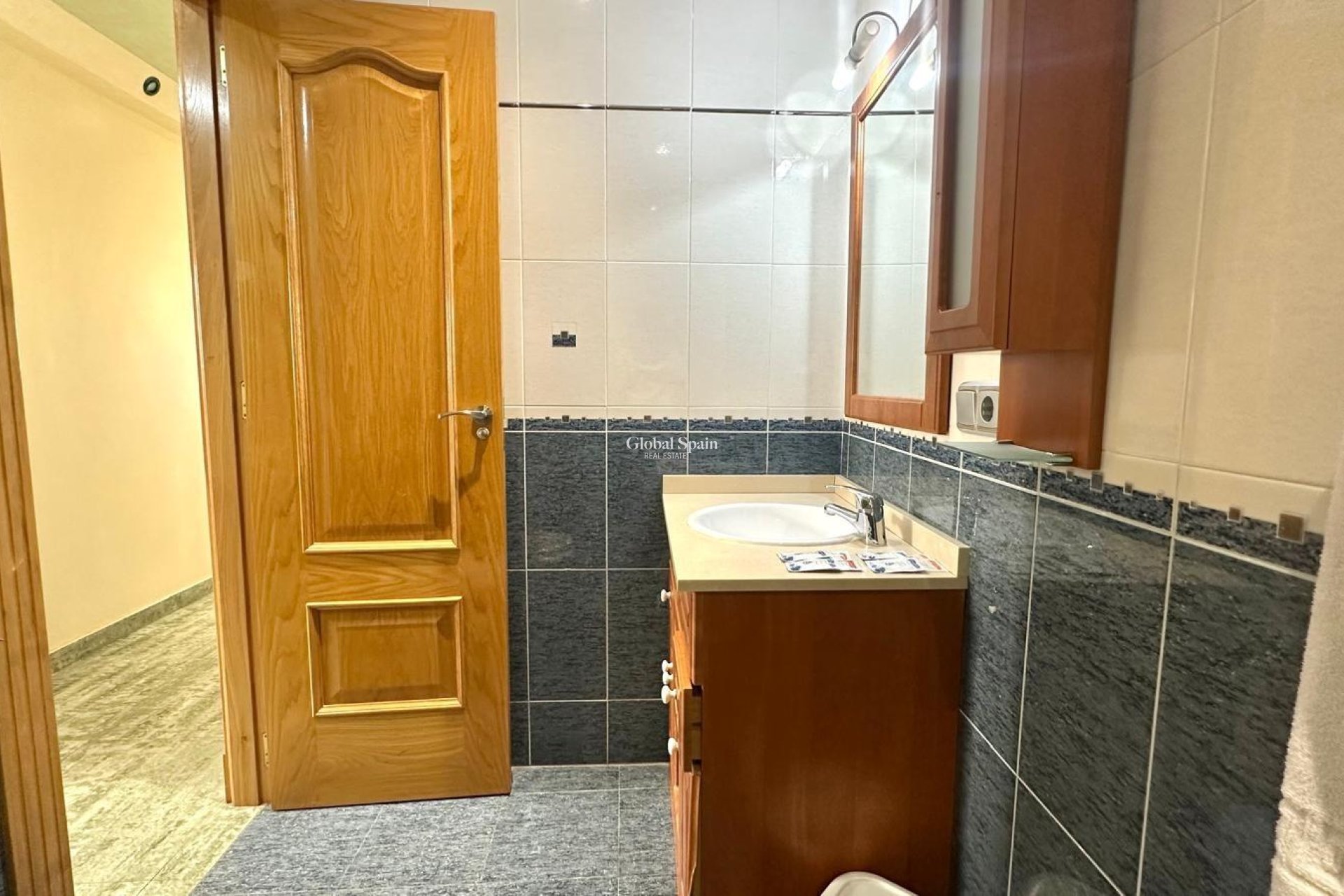 Odsprzedaż - PENTHOUSE -
TORREVIEJA - Torrevieja