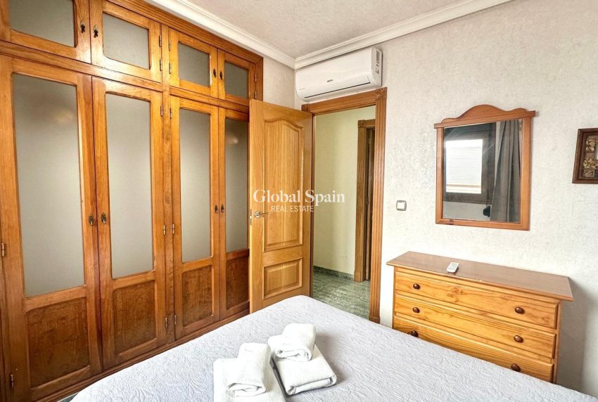 Odsprzedaż - PENTHOUSE -
TORREVIEJA - Torrevieja