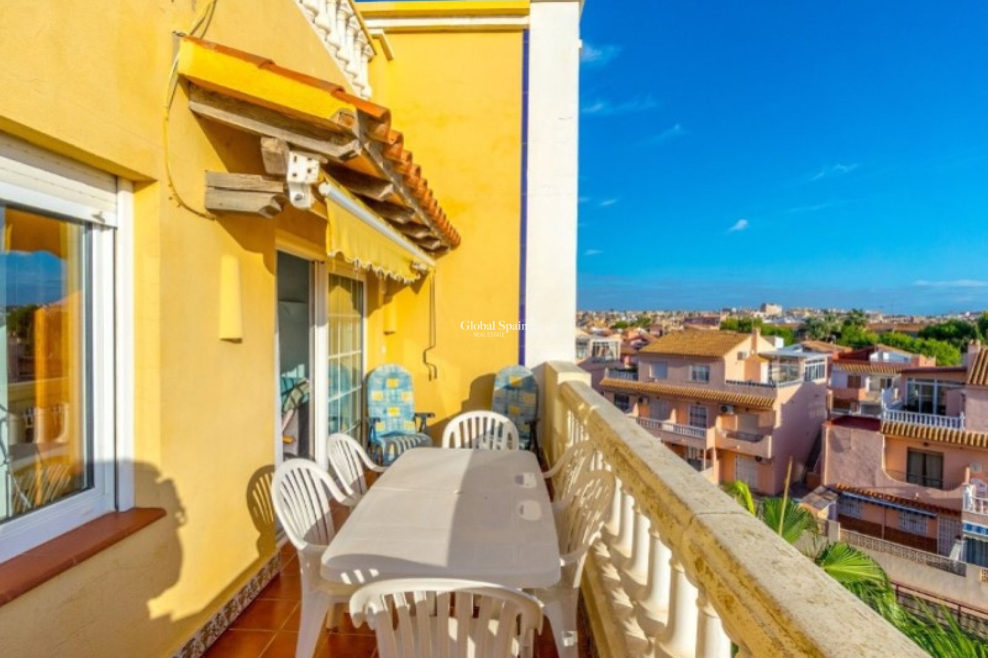 Odsprzedaż - PENTHOUSE -
TORREVIEJA - 