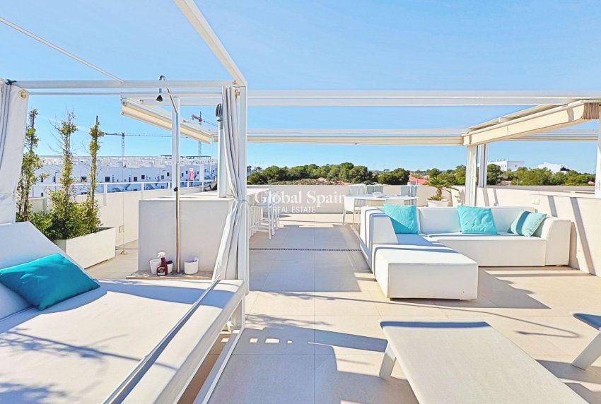 Odsprzedaż - PENTHOUSE -
TORREVIEJA - 