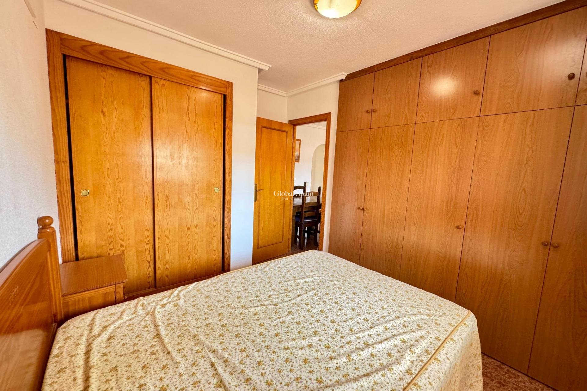 Odsprzedaż - PENTHOUSE -
TORREVIEJA - 