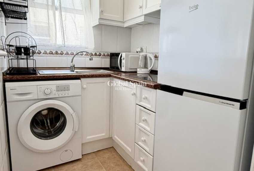 Odsprzedaż - PENTHOUSE -
TORREVIEJA - 