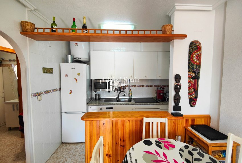 Odsprzedaż - PENTHOUSE -
TORREVIEJA - 