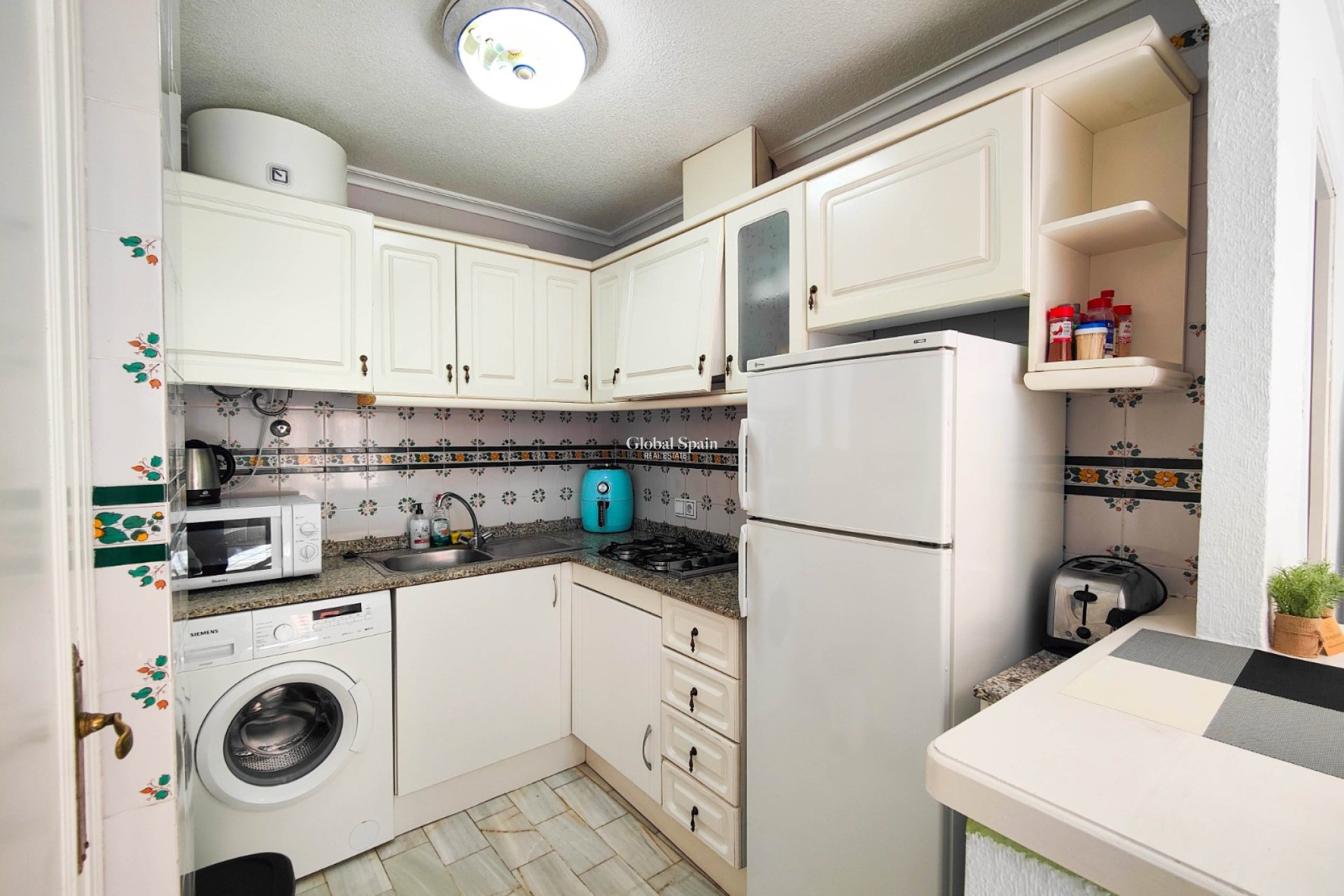 Odsprzedaż - PENTHOUSE -
TORREVIEJA - 