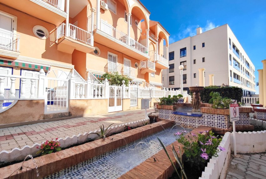 Odsprzedaż - PENTHOUSE -
TORREVIEJA - 