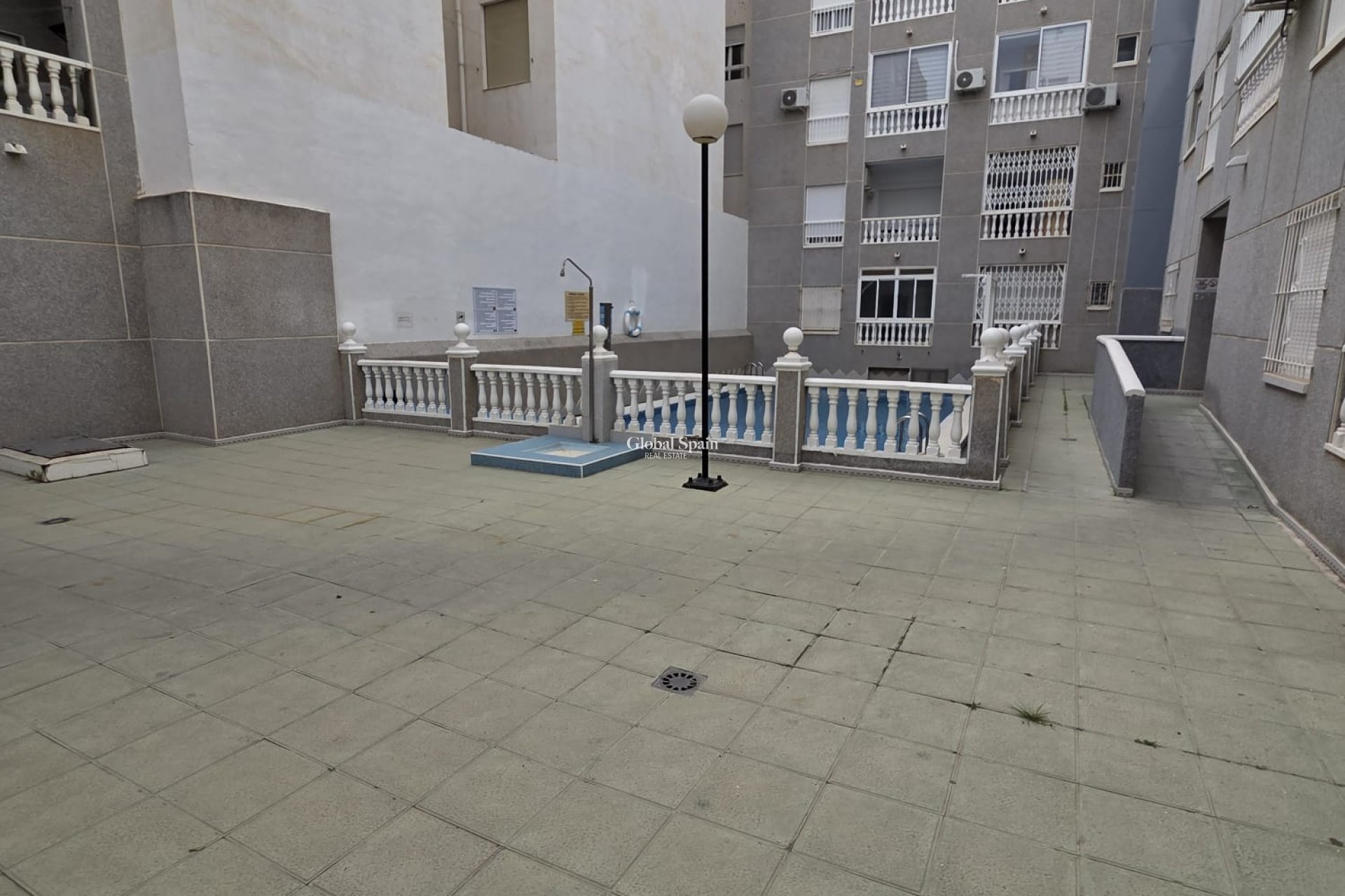 Odsprzedaż - PENTHOUSE -
TORREVIEJA - 