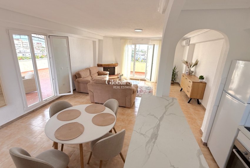 Odsprzedaż - PENTHOUSE -
TORREVIEJA - 