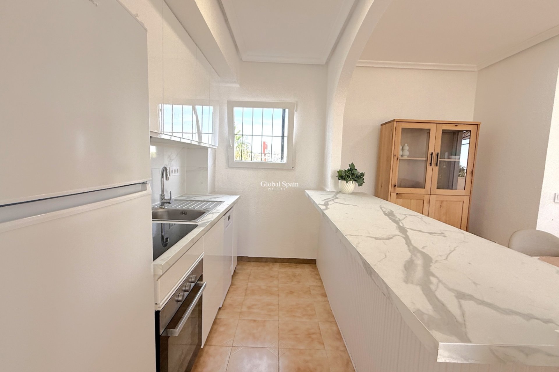 Odsprzedaż - PENTHOUSE -
TORREVIEJA - 