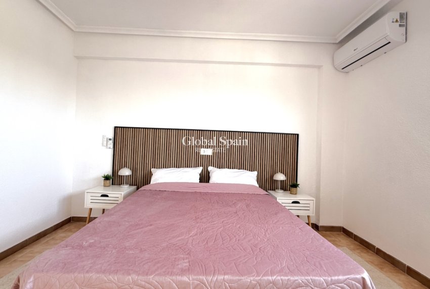 Odsprzedaż - PENTHOUSE -
TORREVIEJA - 