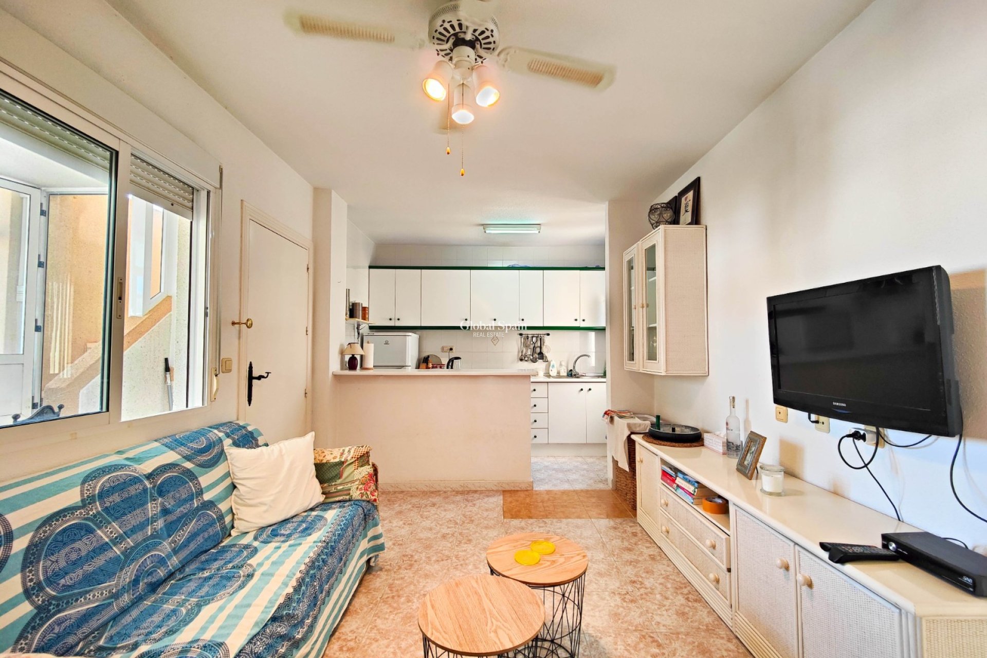 Odsprzedaż - PENTHOUSE -
TORREVIEJA - 