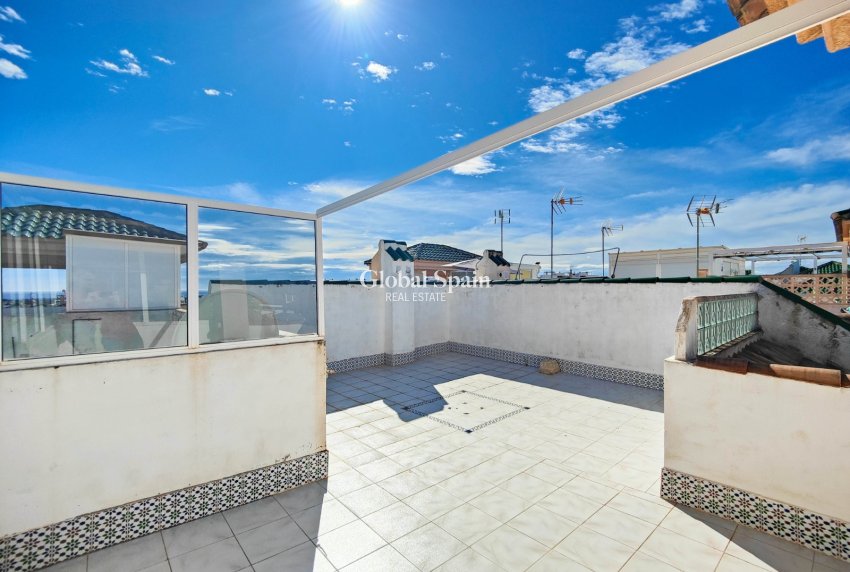 Odsprzedaż - PENTHOUSE -
TORREVIEJA - 