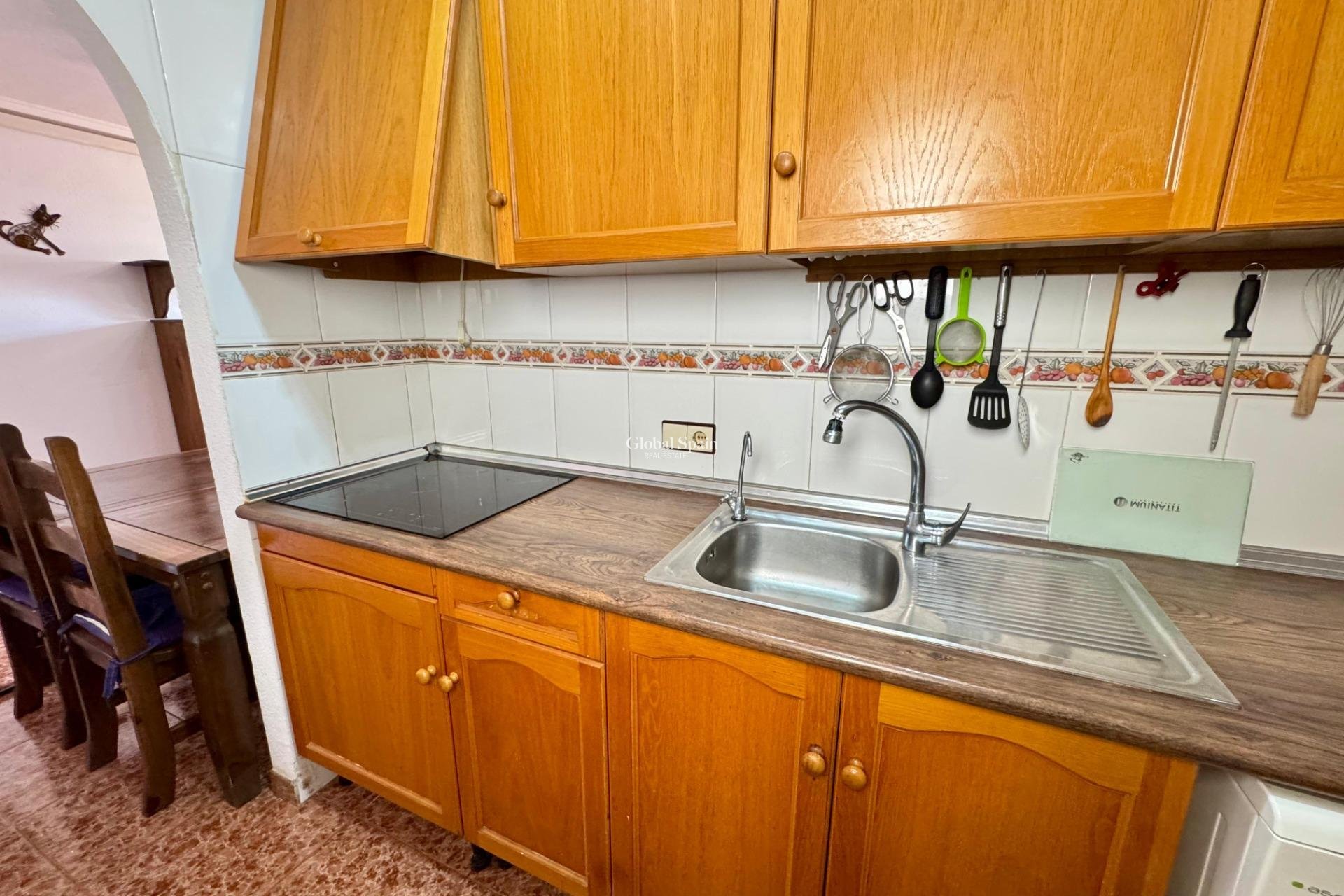 Odsprzedaż - PENTHOUSE -
TORREVIEJA - 
