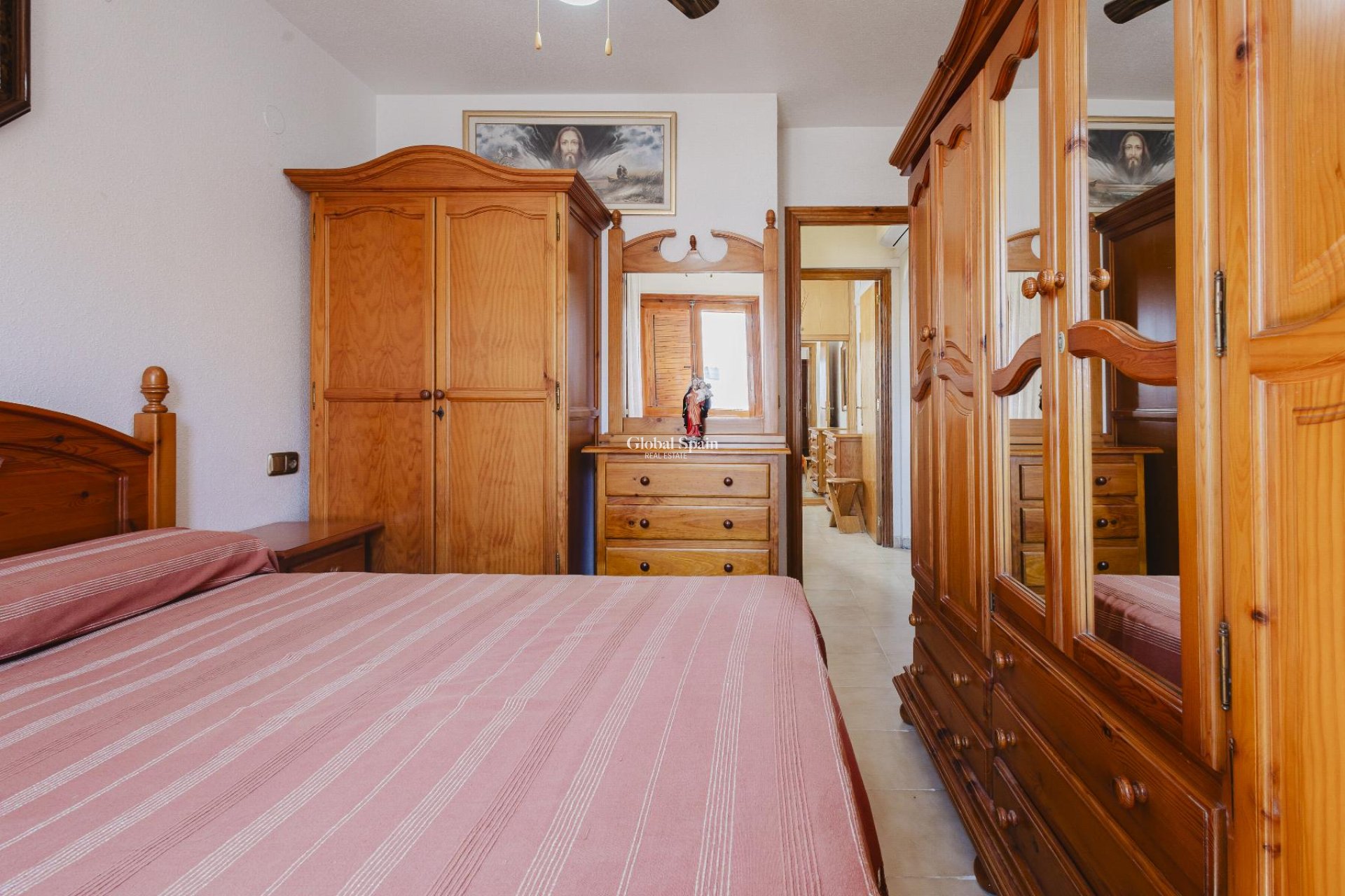 Odsprzedaż - PENTHOUSE -
TORREVIEJA - 