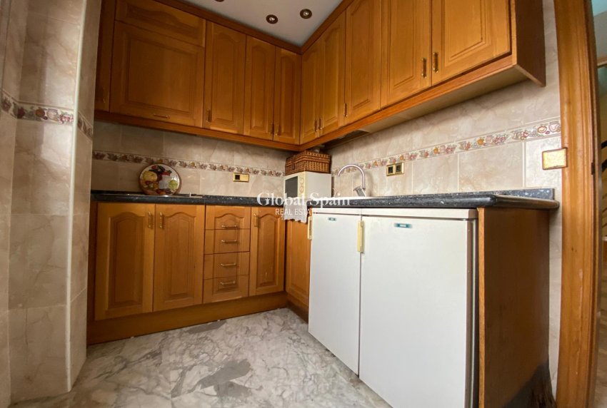 Odsprzedaż - PENTHOUSE -
TORREVIEJA - 