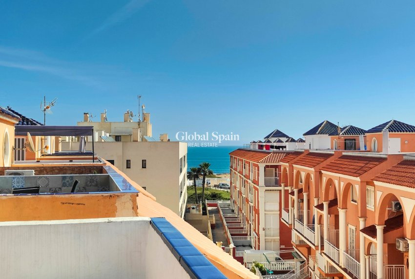 Odsprzedaż - PENTHOUSE -
TORREVIEJA - 