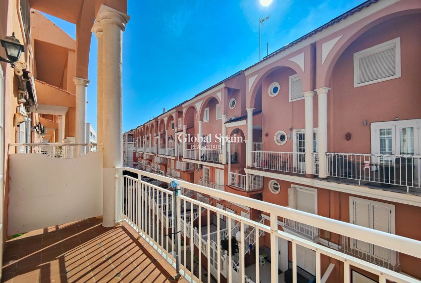 Odsprzedaż - PENTHOUSE -
TORREVIEJA - 