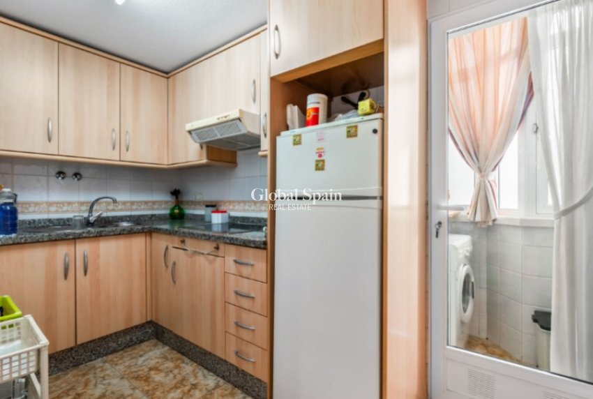 Odsprzedaż - PENTHOUSE -
TORREVIEJA - 