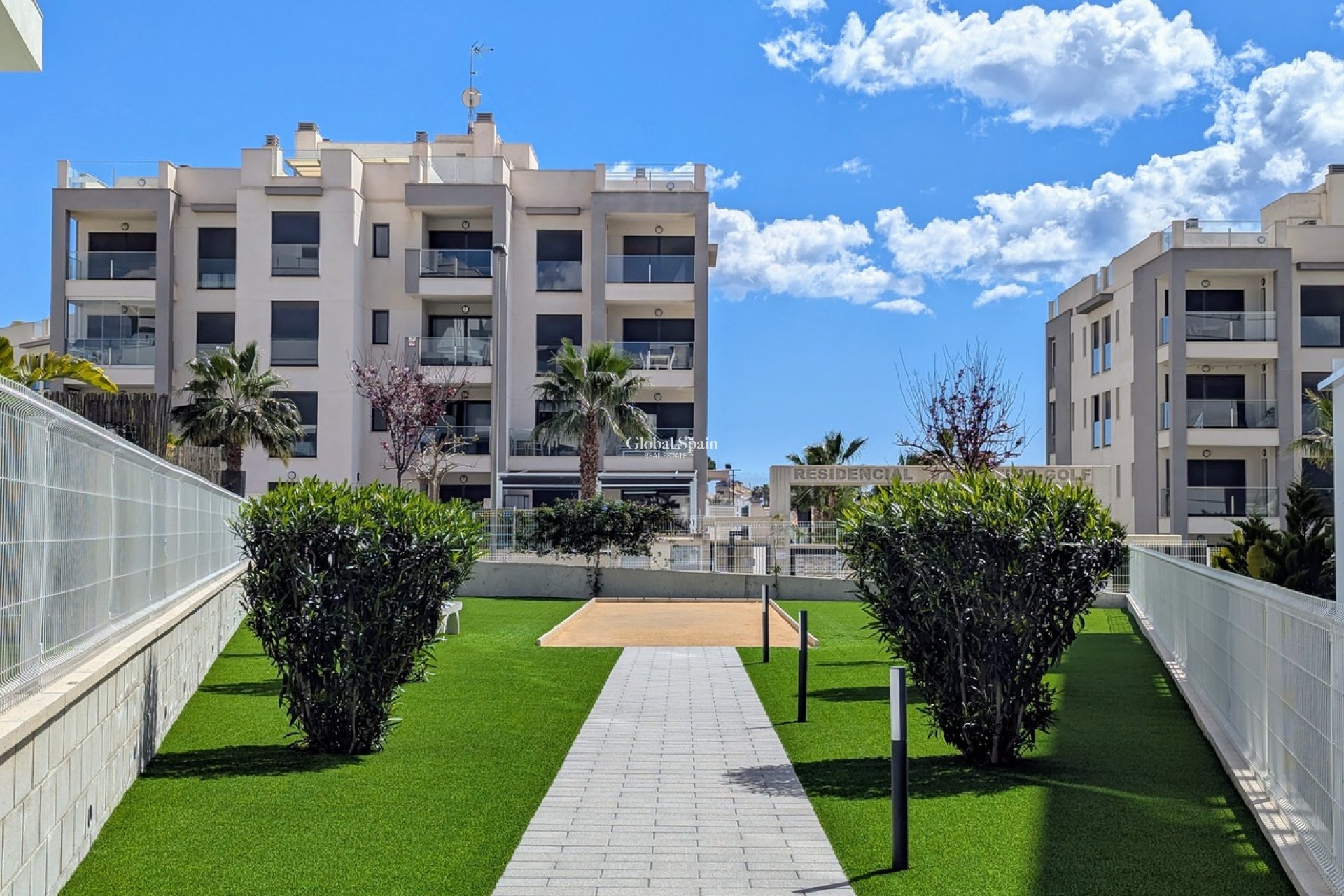 Odsprzedaż - PENTHOUSE -
VILLAMARTÍN - Costa Blanca
