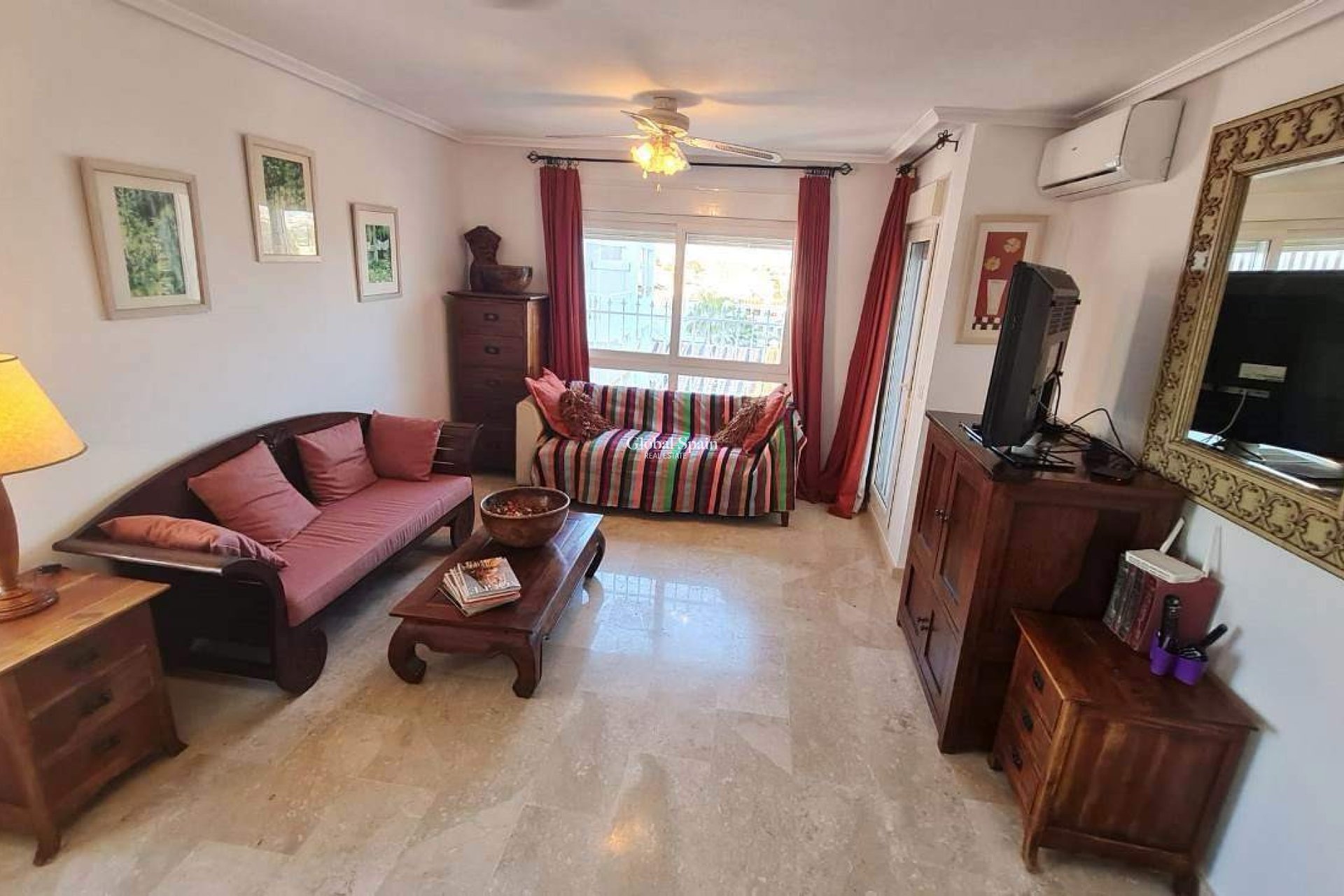 Odsprzedaż - PENTHOUSE -
VILLAMARTÍN - Costa Blanca