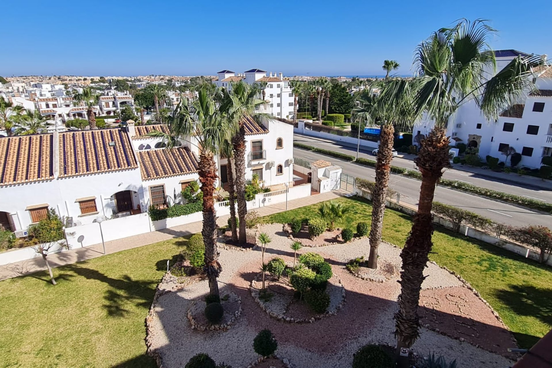 Odsprzedaż - PENTHOUSE -
VILLAMARTÍN - Costa Blanca
