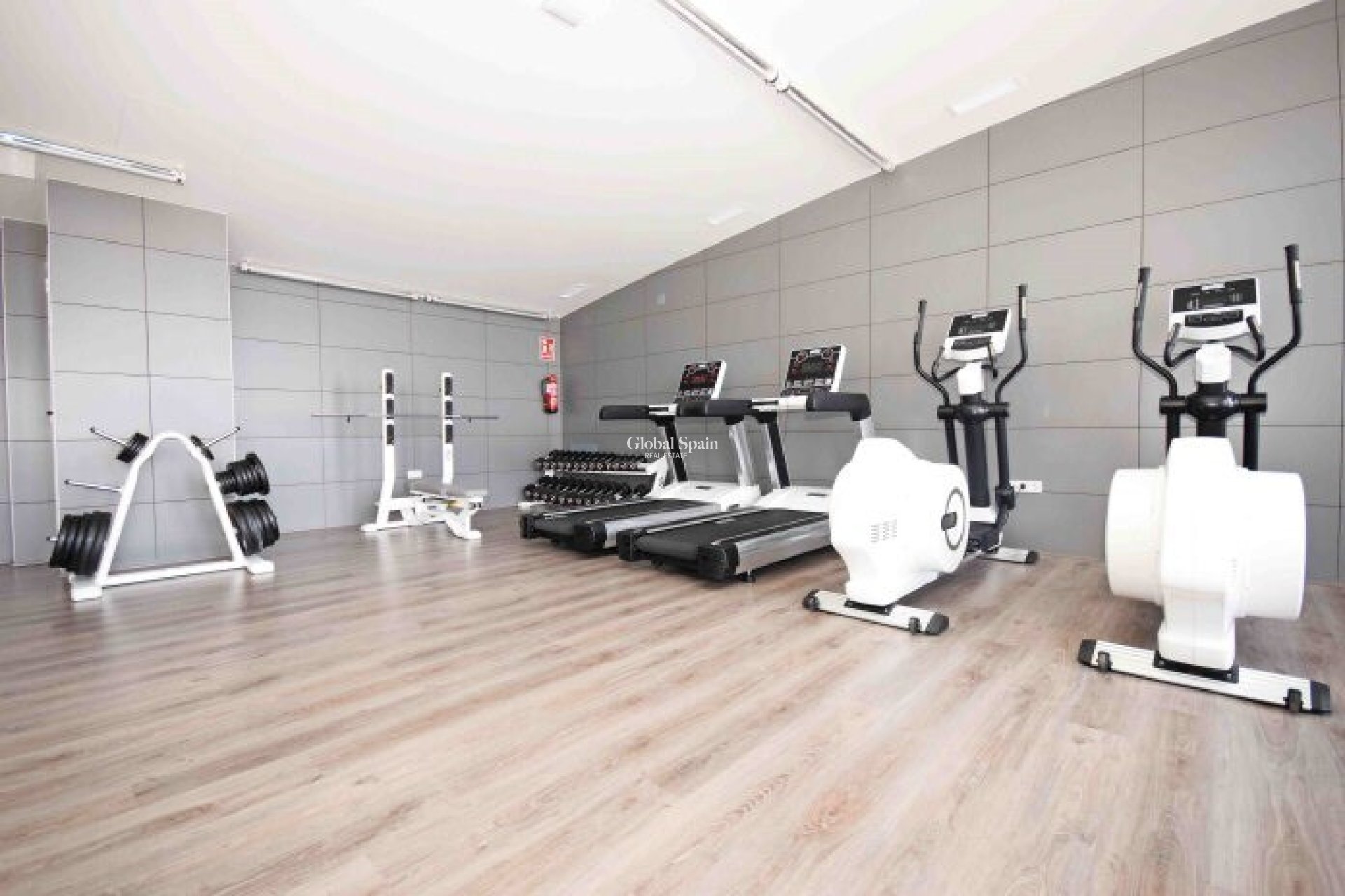 Odsprzedaż - PENTHOUSE -
VILLAMARTÍN - LOS DOLSES