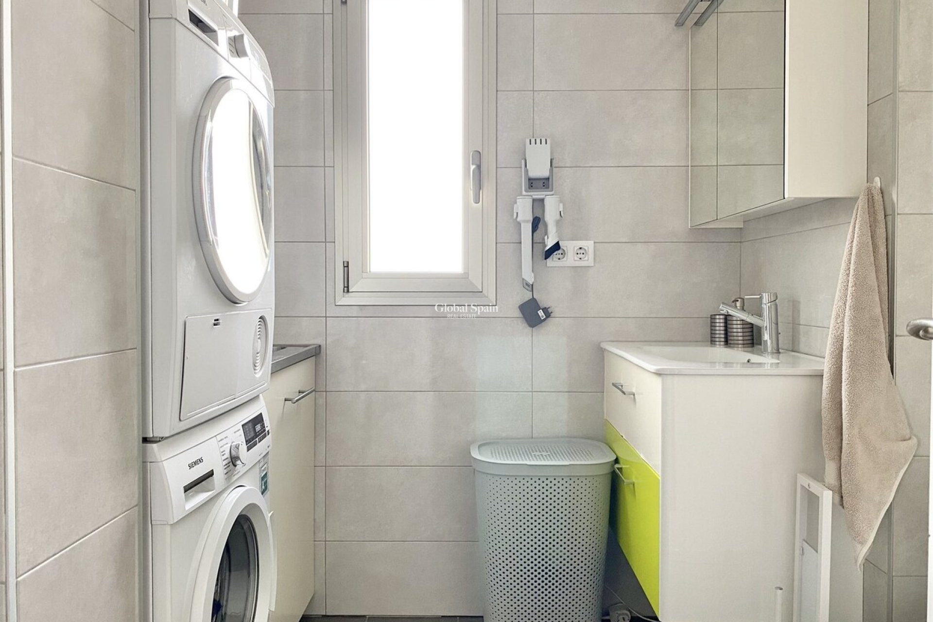 Odsprzedaż - PENTHOUSE -
VILLAMARTÍN - LOS DOLSES