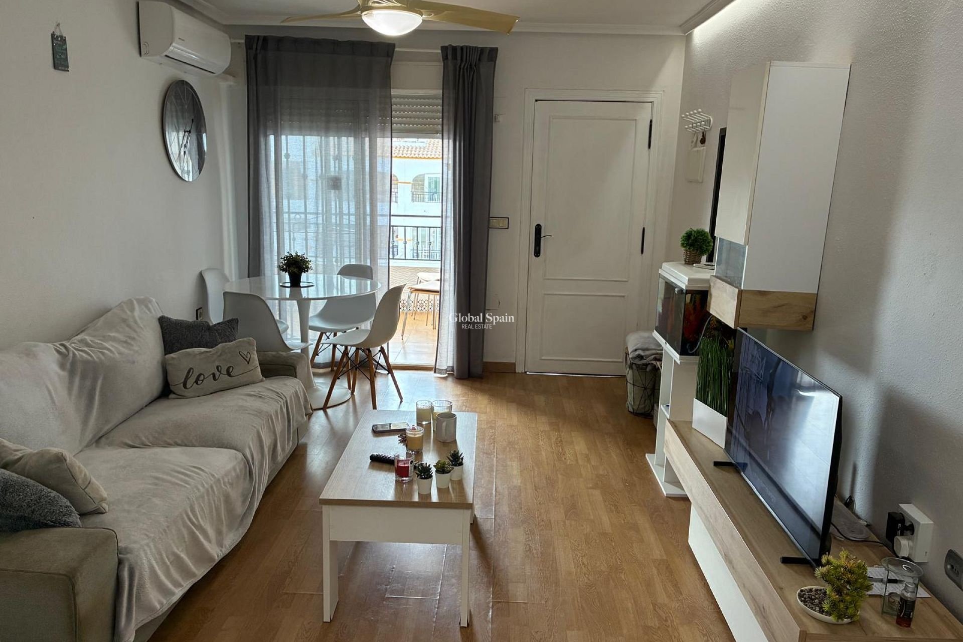 Odsprzedaż - PENTHOUSE -
