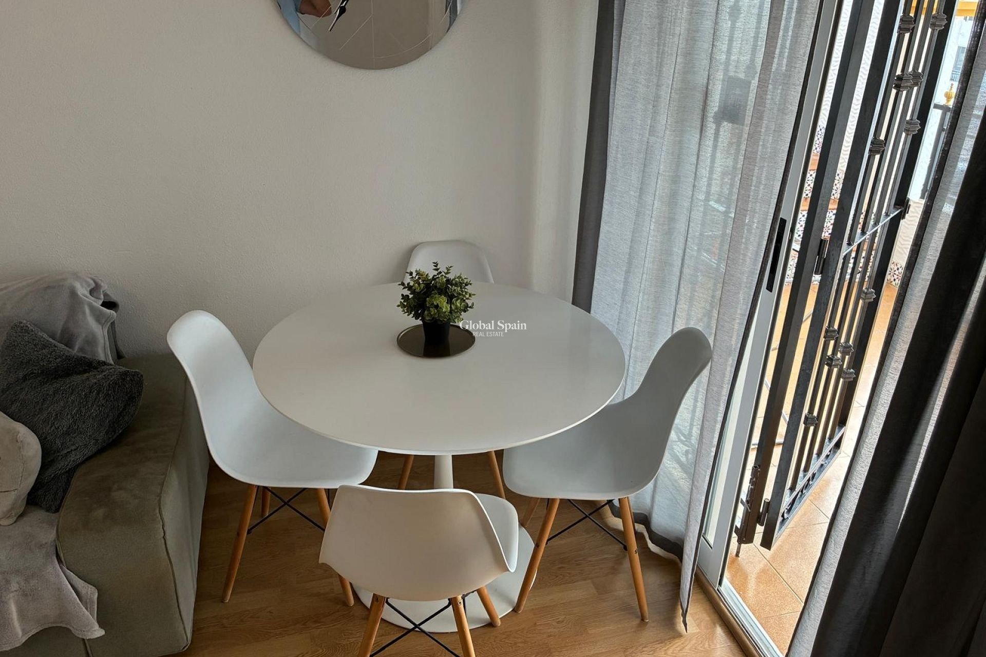 Odsprzedaż - PENTHOUSE -
