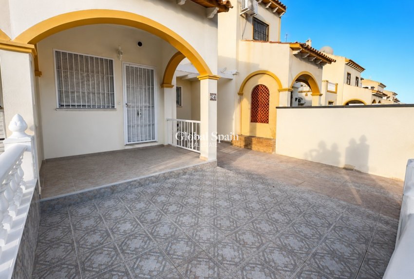 Odsprzedaż - Potrójny -
ORIHUELA COSTA - Los Almendros