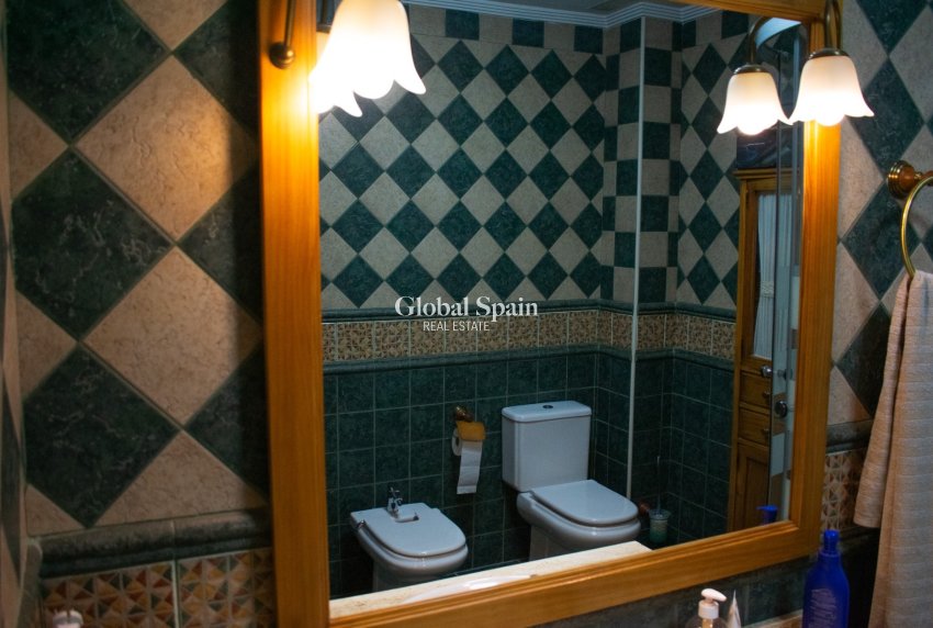 Odsprzedaż - WILLA  -
ALBACETE - Hellin