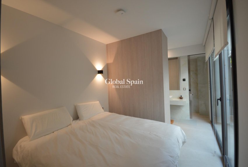Odsprzedaż - WILLA  -
ALGORFA - Comunidad valenciana