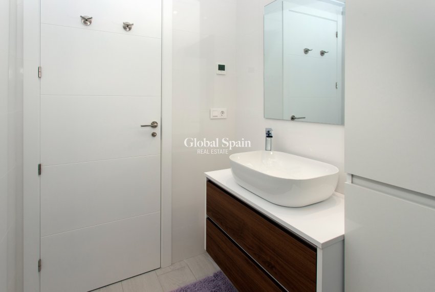 Odsprzedaż - WILLA  -
ALGORFA - LA FINCA GOLF / ALGORFA