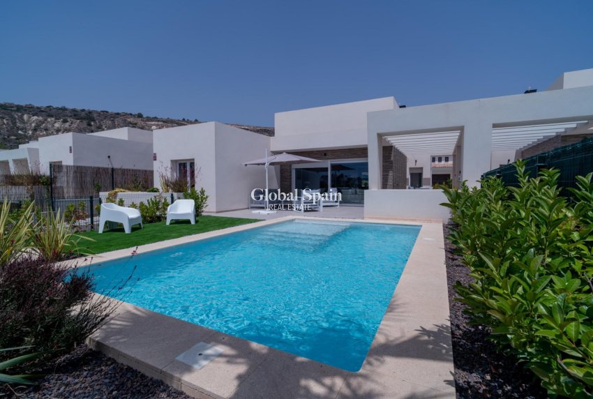 Odsprzedaż - WILLA  -
ALGORFA - LA FINCA GOLF / ALGORFA