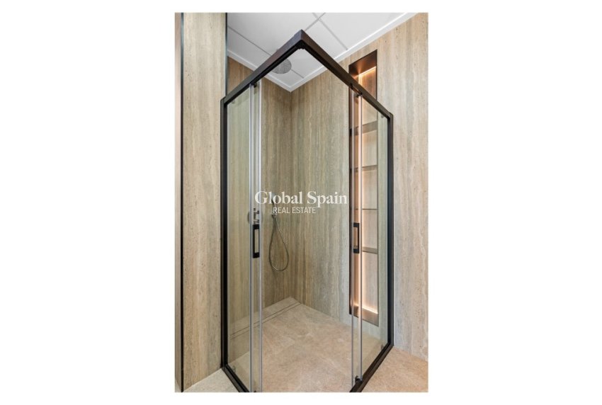 Odsprzedaż - Willa -
ALICANTE - El Campello