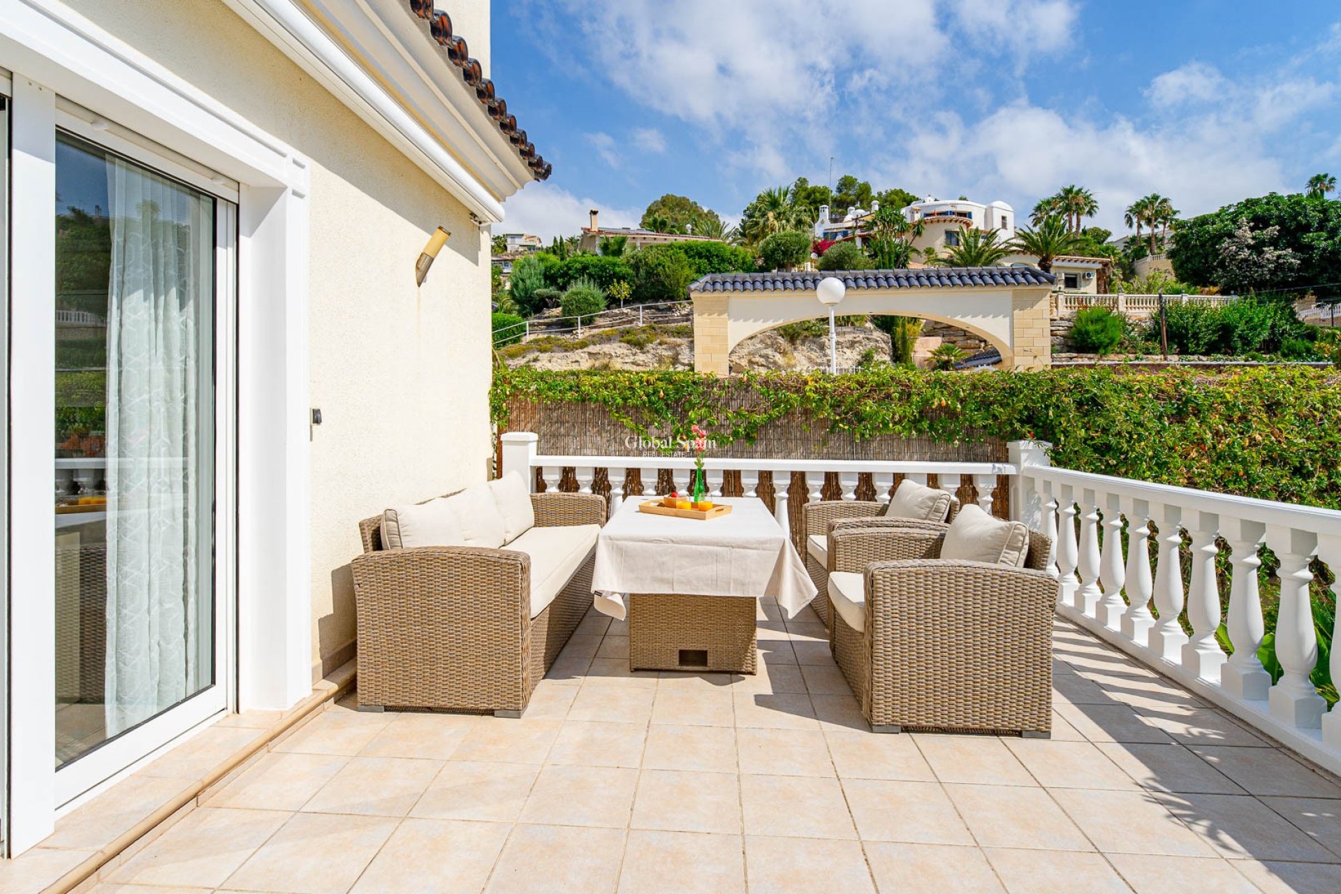 Odsprzedaż - WILLA  -
ALICANTE - El Campello