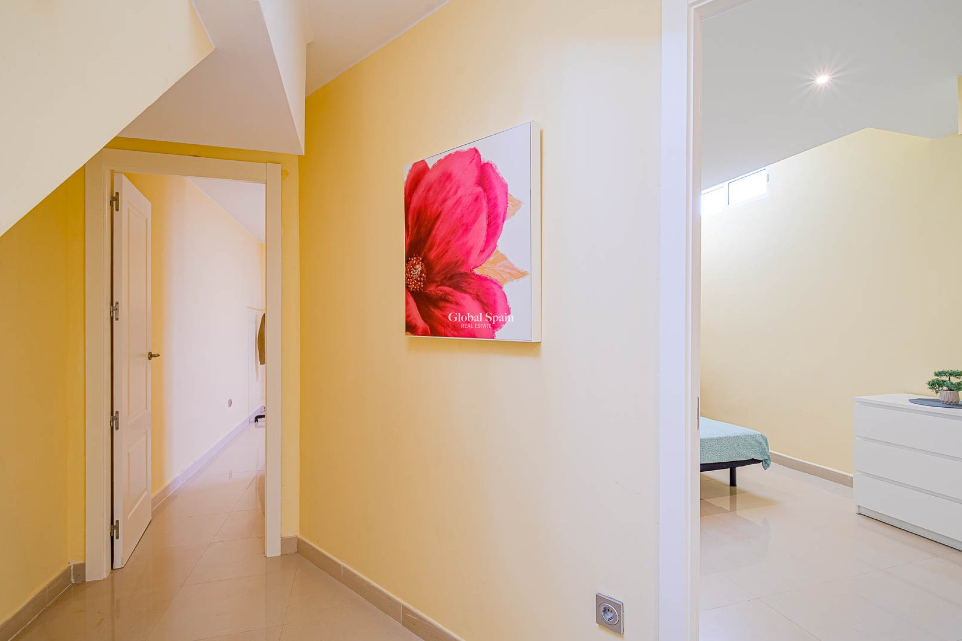 Odsprzedaż - WILLA  -
ALICANTE - El Campello