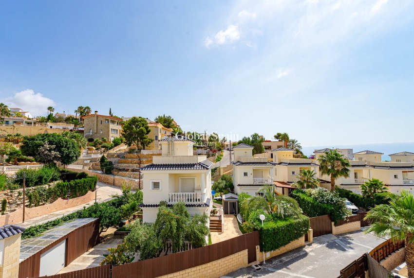 Odsprzedaż - WILLA  -
ALICANTE - El Campello