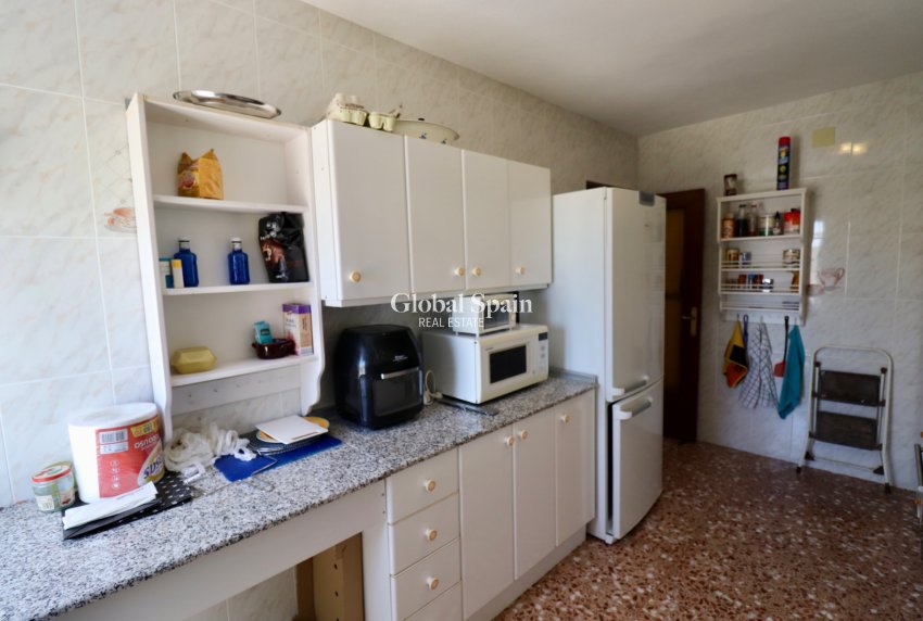 Odsprzedaż - Willa -
ALICANTE - 