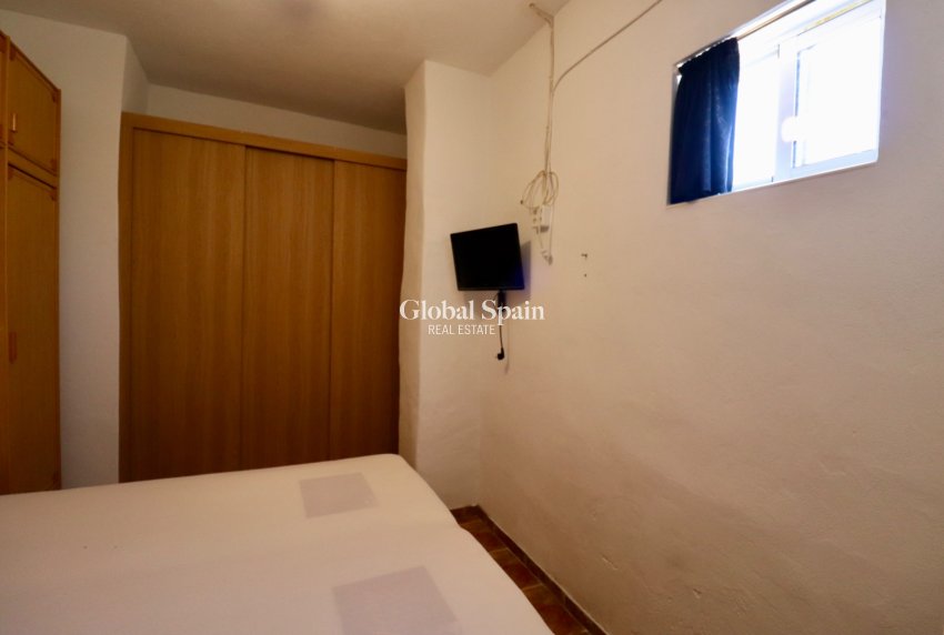 Odsprzedaż - Willa -
ALICANTE - 