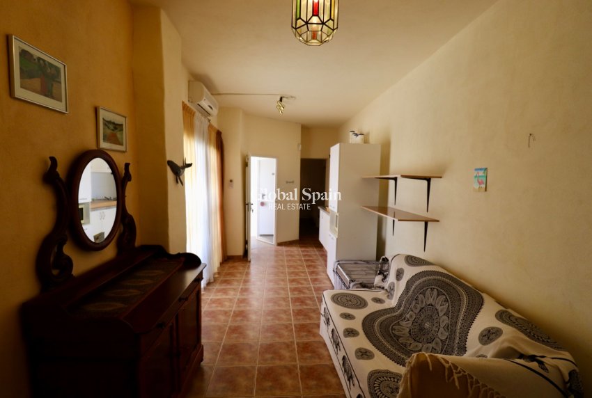 Odsprzedaż - Willa -
ALICANTE - 